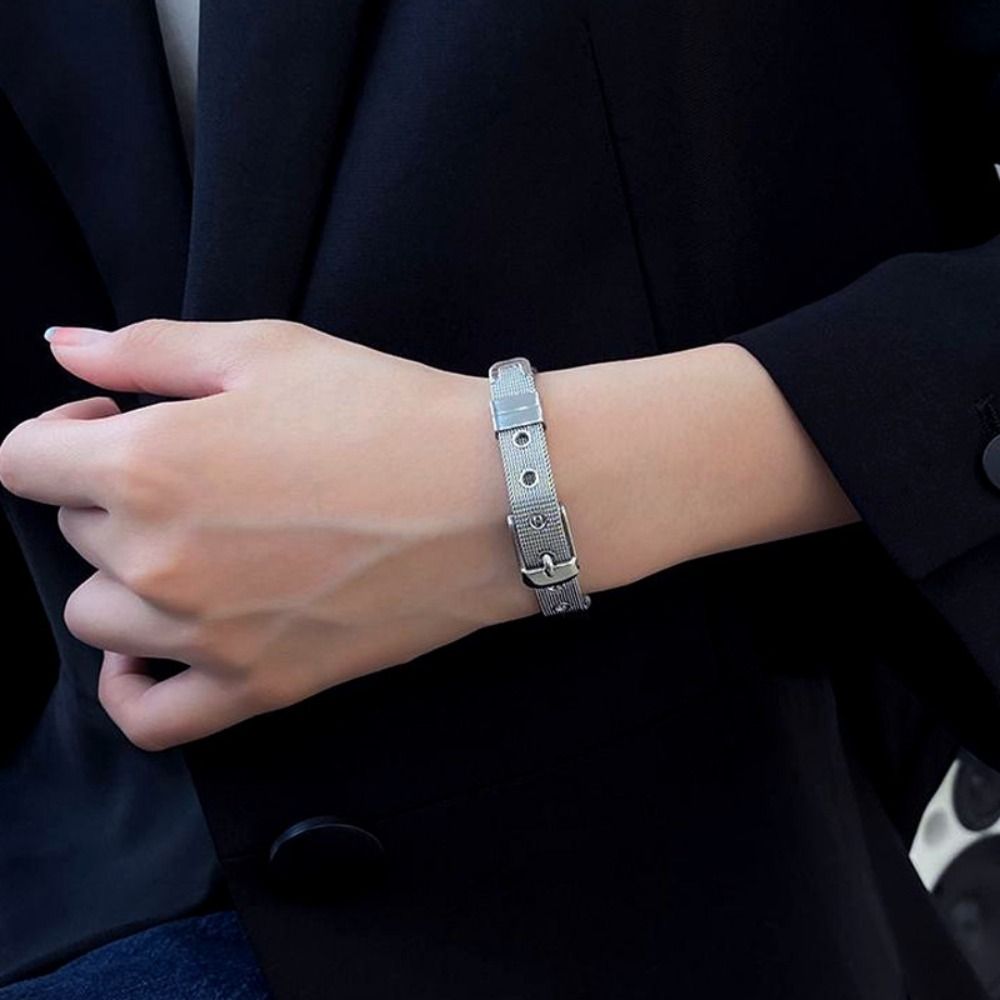 Street Wear Titanium Steel Ban - Women'S Accessories To Wear With Watch recension och pris