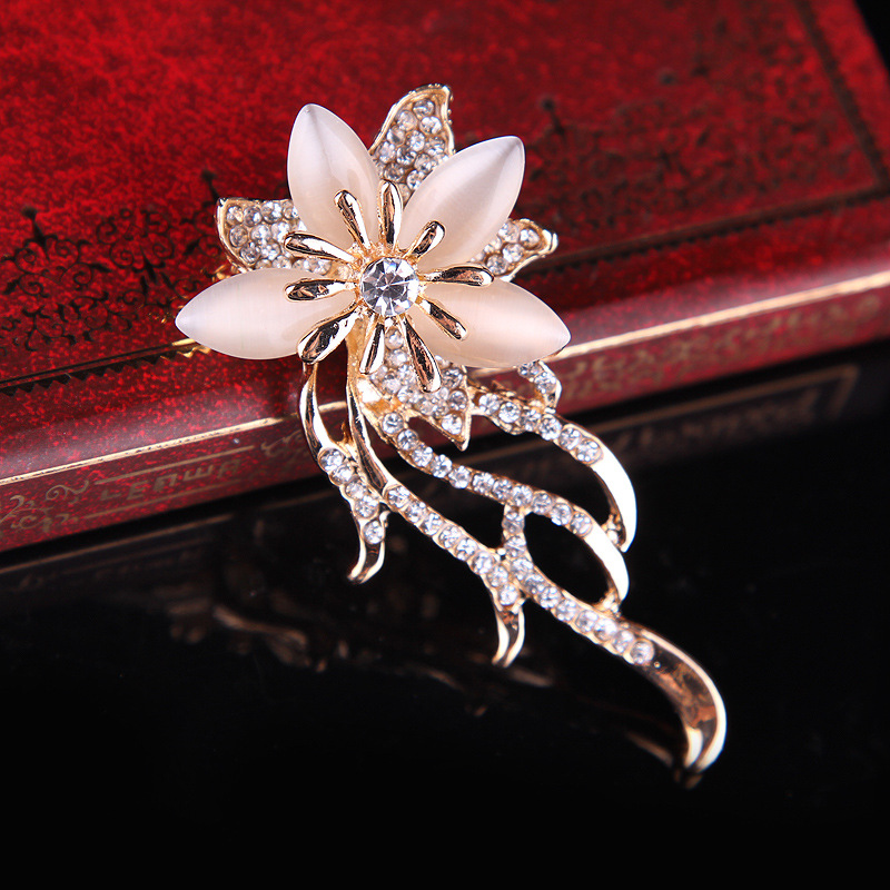 Vintage Cat's Eye Stone Orchid - Women Accessories Bouquet recension och pris