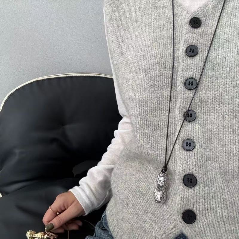 Fashionable Metal Peanut Penda - Women Accessories Meaning recension och pris