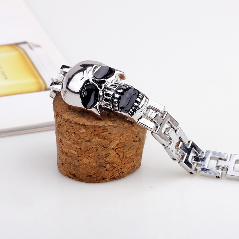 Skull Titanium Steel Bracelet  - Women'S Accessories To Wear With Watch recension och pris