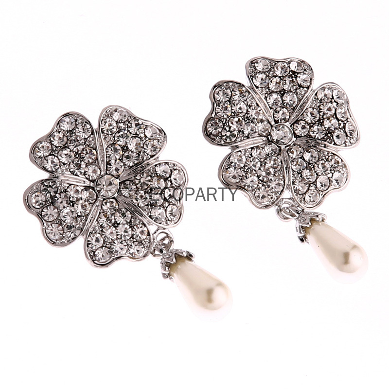 Audrey Hepburn Breakfast at Ti - Women'S Accessories In The 1950S recension och pris